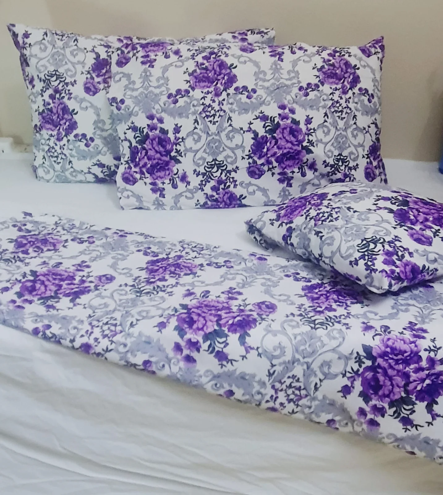 Hand made bedsheets, mattress covers, pillow covers, throwies — image 5