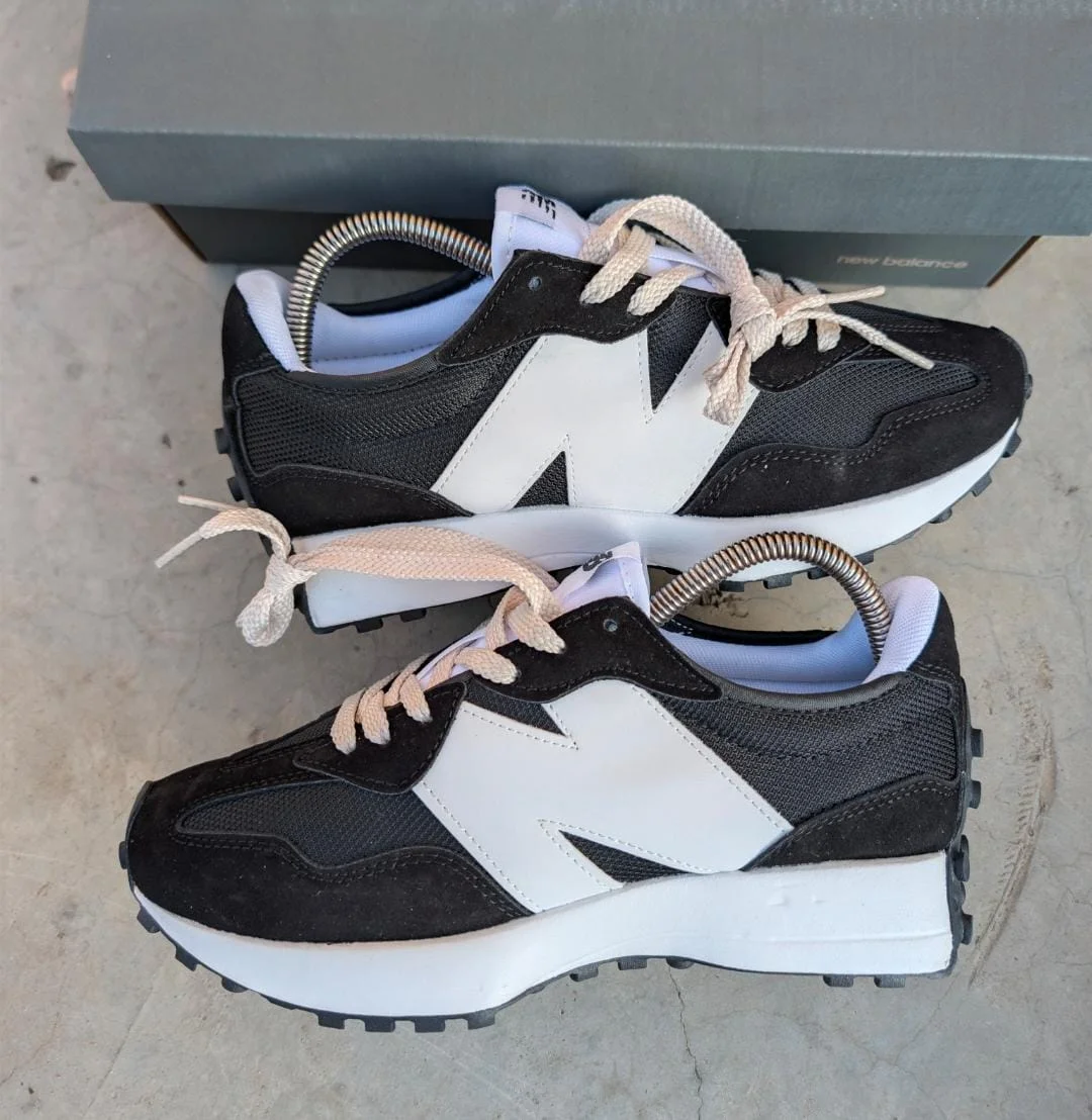 Shoes — image 4