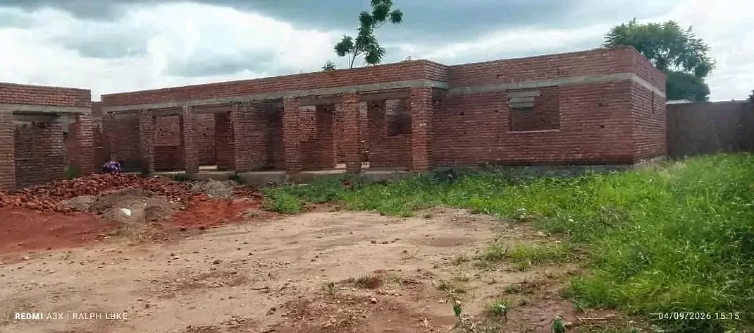 UNFINISHED 10 HOUSES FOR SALE (+265989849411), image 4