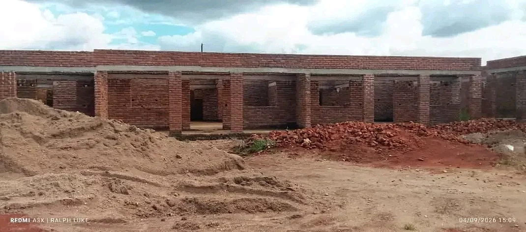 UNFINISHED 10 HOUSES FOR SALE (+265989849411), image 5