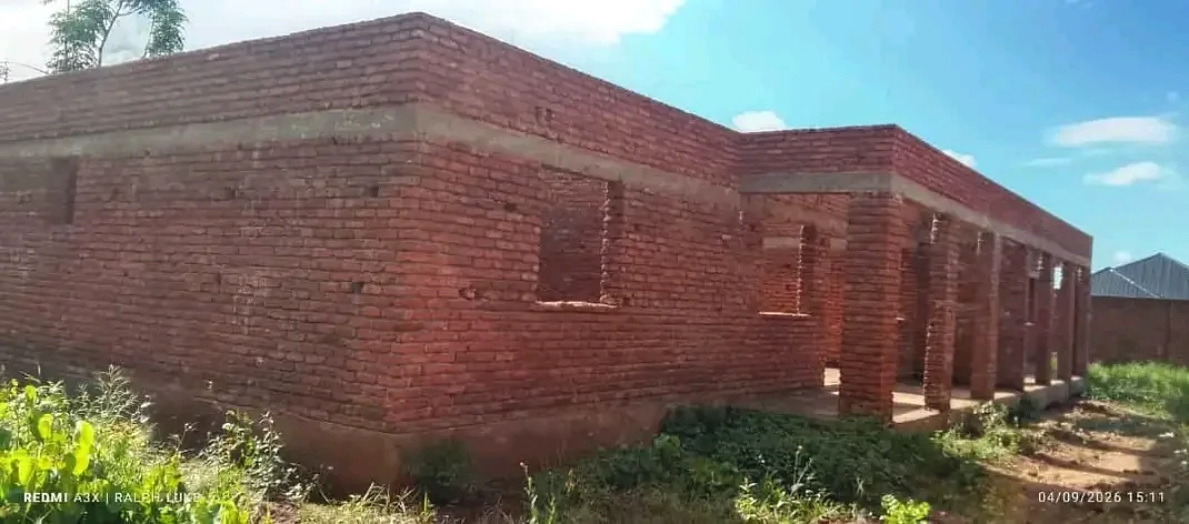 UNFINISHED 10 HOUSES FOR SALE (+265989849411), image 6